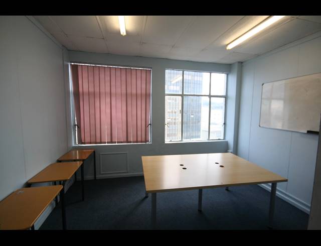 246M² OFFICE TO LET IN BELLVILLE CENTRAL
